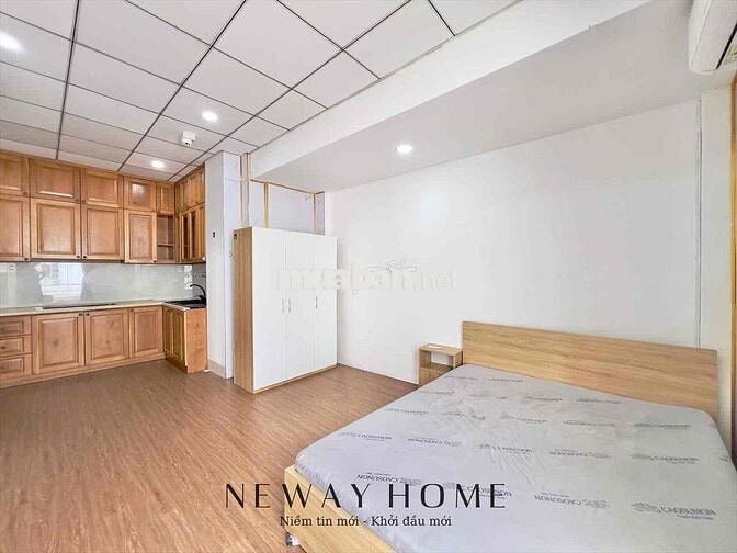 Studio ban công full nội thất máy giặt riêng gần cầu Nguyễn Văn Cừ