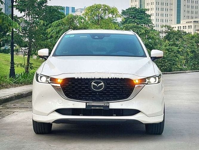 Mazda CX-5 2.0 Premium Exclusive 2023 Trắng