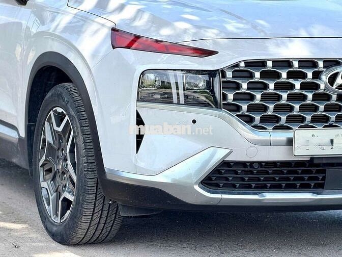 Hyundai Santafe Premium 2023 Xăng 9000km Trắng