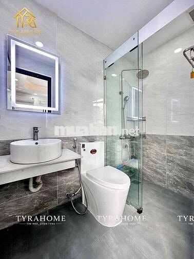 THUÊ CĂN HỘ HOÀNG HOA THÁM 25M2 NHÀ MỚI - BAN CÔNG FULL NỘI THẤT