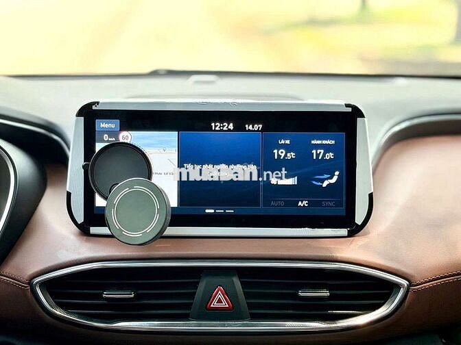 Hyundai Santafe Premium 2023 Xăng 9000km Trắng