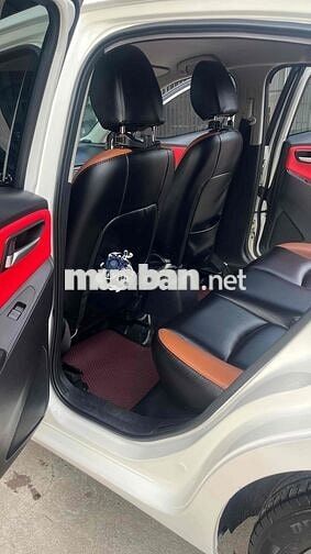 Mazda Mazda 2 Số tự động Trắng Xăng