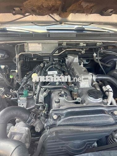 Ford Ranger XLT 2011 Số sàn Bạc