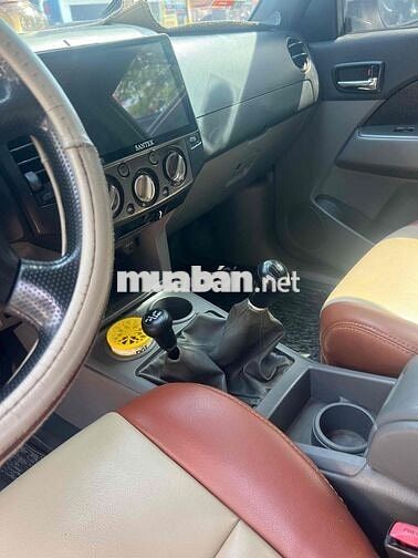 Ford Ranger XLT 2011 Số sàn Bạc