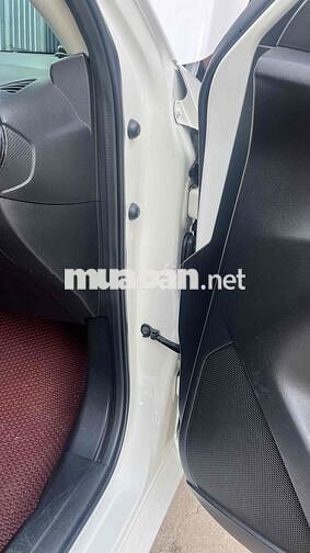 Mazda Mazda 2 Số tự động Trắng Xăng