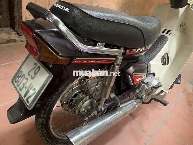 Honda Dream Nâu 29V-2543