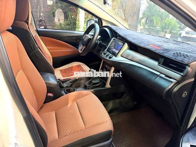 Bán TOYOTA INNOVA 2.0E 2019 zin xe nhà chính chủ