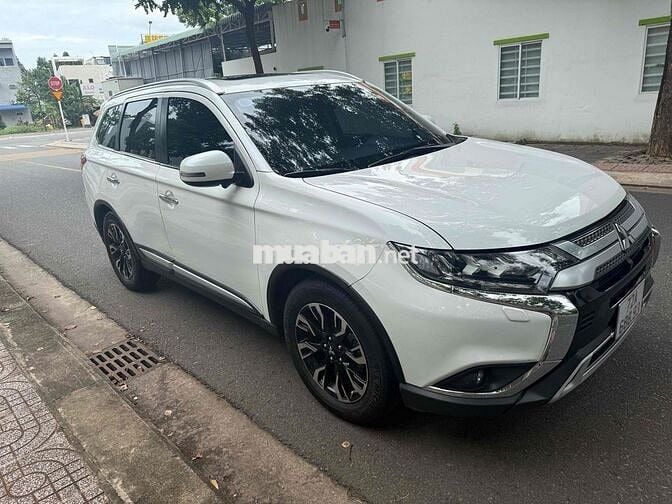 Mitsubishi Outlander 2.0 Premium 2020 Trắng