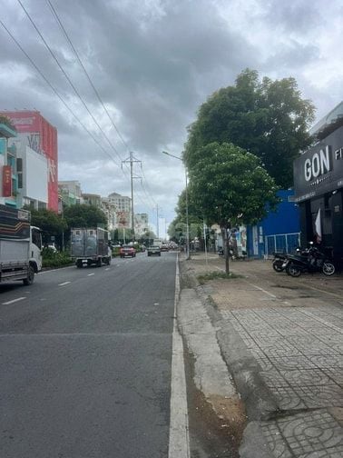 Bán Gấp Nhà 2 Mặt Tiền Kinh Doanh Trước, Sau Lạc Long Quân, Quận 11