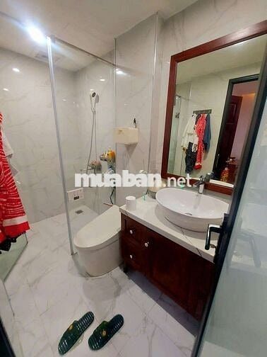 cho thuê nhà Phân lô Hoàng Văn Thái, 80m x 4 tầng, oto tránh