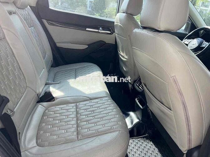 Kia Seltos Luxury 2020 67000 km Trắng