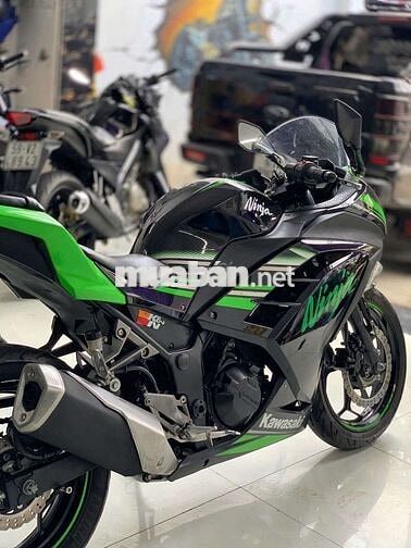 Kawasaki Ninja ABS 2017 Đen, Xanh lá