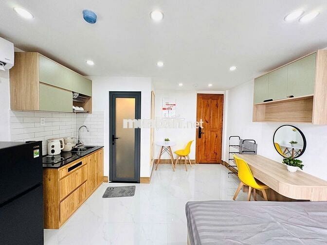 Studio đón nắng, cửa sổ rộng thoáng tại Lê Hồng Phong gần VạnHạnh Mall