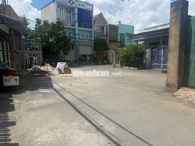 Bán đất 1 sẹc Trưng Nữ Vương, TT. Hóc Môn, 5.93x23m (nở hậu 6.53m)