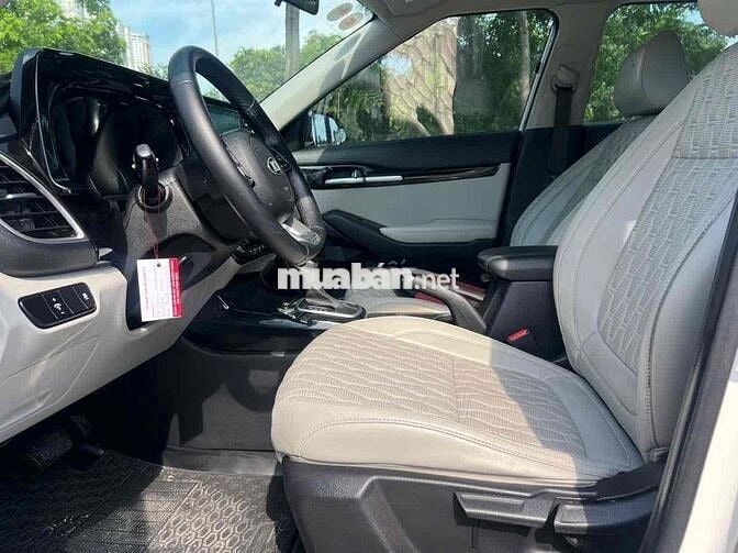 Kia Seltos Luxury 2020 67000 km Trắng