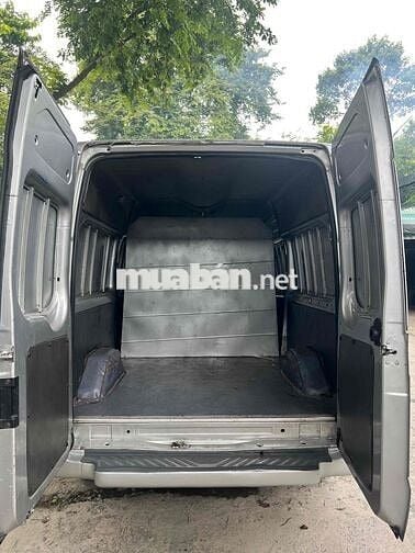 Ford Transit 2011 6 chỗ Bạc