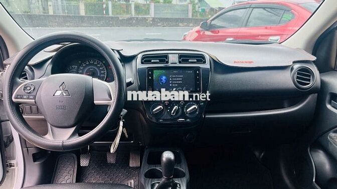 Mitsubishi Attrage MT 2025 Trắng Ghế da