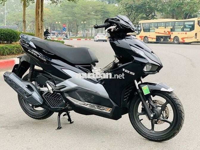 Honda Airblade 125 Đen Bóng 2025 Chính Chủ
