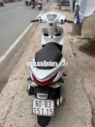 Honda Vision 2012 Trắng đẹp keng zin êm ru