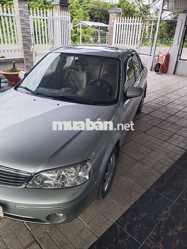 Ford Laser Số tự động Bạc