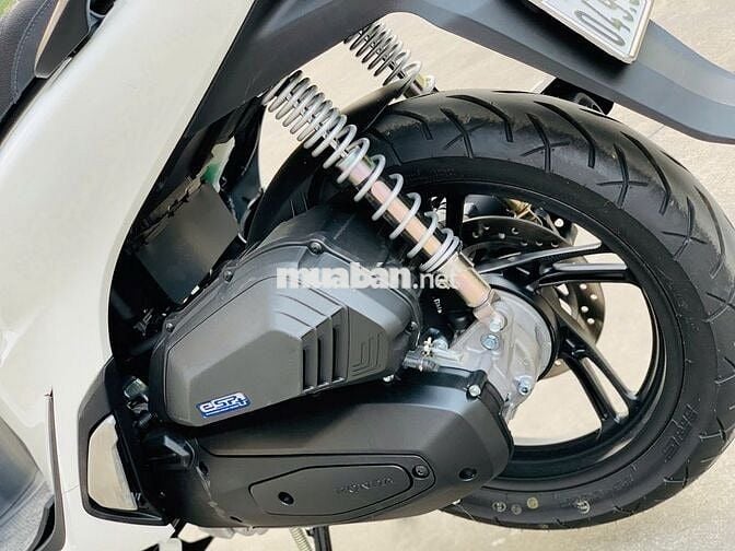 Honda SH125i Trắng 2025 Lướt Mới 99% 