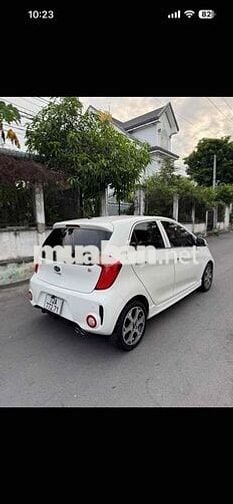 Kia Morning Si 2016 Trắng Tự động 5 chỗ
