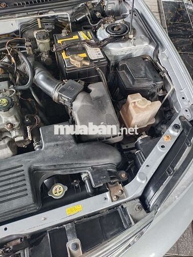 Ford Laser Số tự động Bạc