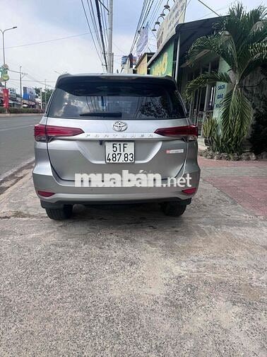 Toyota Fortuner 2017 Số sàn Máy dầu Bạc