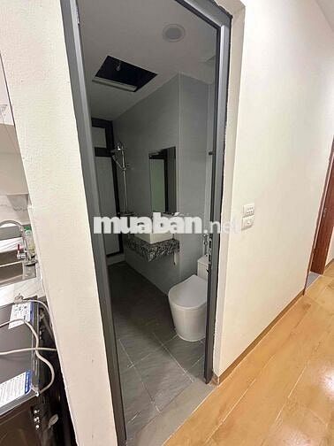Cho thuê căn hộ 2 ngủ 2 wc 1 bếp, khách