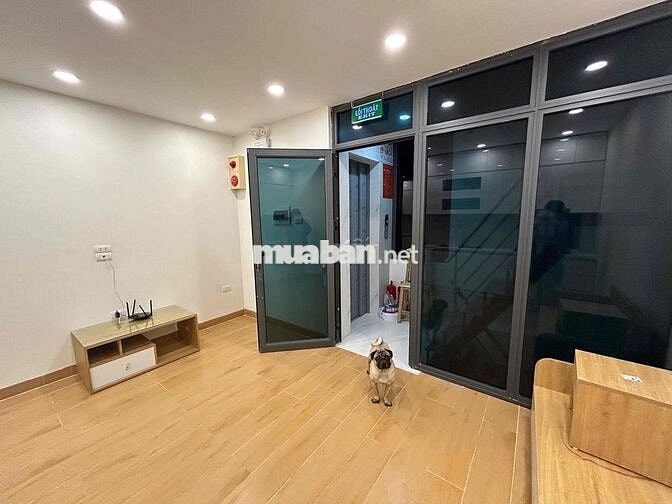 Cho thuê căn hộ 2 ngủ 2 wc 1 bếp, khách