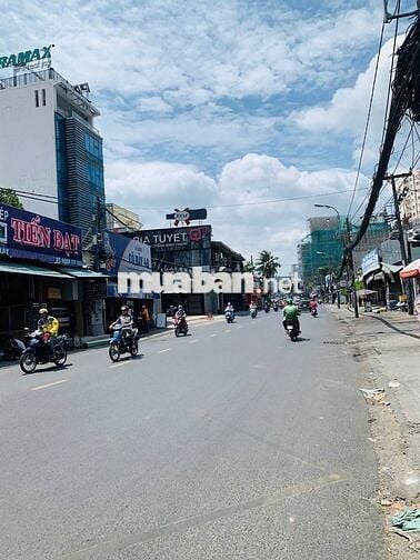 MẶT TIỀN UNG VĂN KHIÊM 4,5X18M GẦN HUTECH CHO MỞ QUÁN ĂN,..