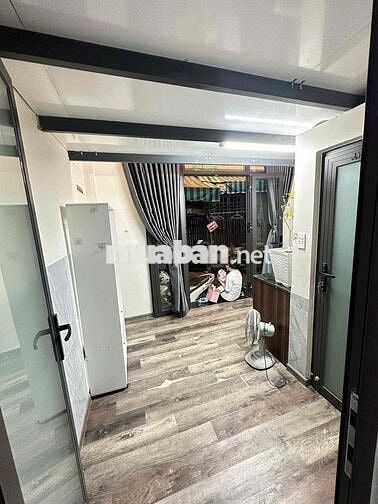 Studio full nội thất Âu Dương Lân