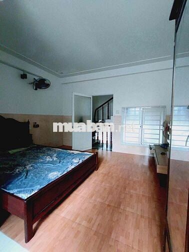 Nhà 4 phòng full nội thất KDC Cty8