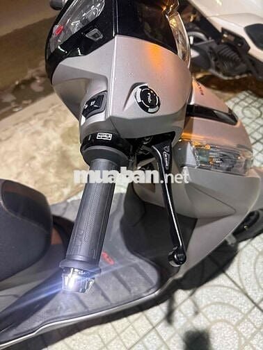 Honda Lead 4val 2023 Bạc nhám