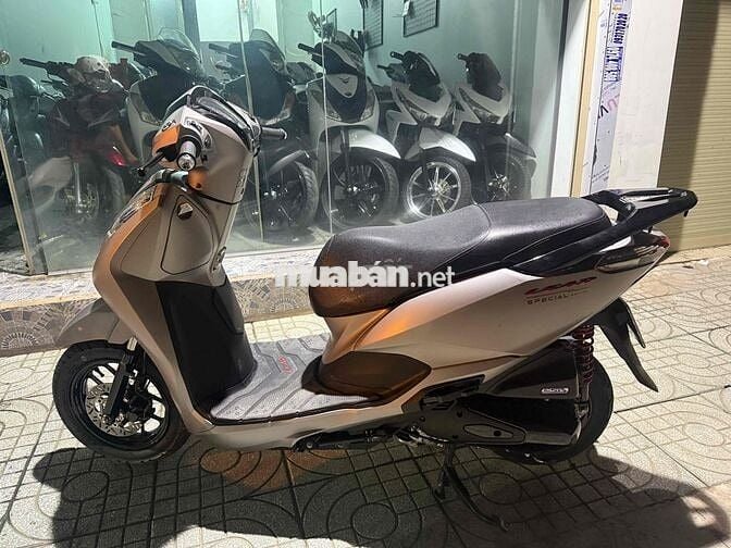 Honda Lead 4val 2023 Bạc nhám