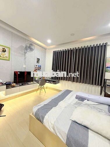 CHO THUÊ NHÀ- 130M2- NGANG 8M- 3 TẦNG- KDC AN SƯƠNG- P.ĐHT- QUẬN 12