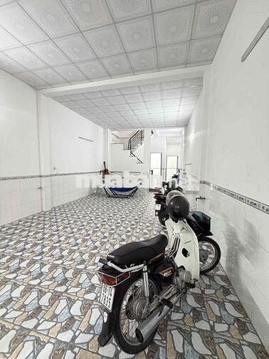 Nhà rộng lầu Hẻm Nguyễn văn Linh (thuận ở và kinh doanh)