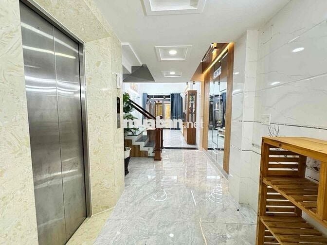 SIÊU PHẨM THANG MÁY 5 TẦNG - XE HƠI NGỦ NHÀ - GẦN SÂN BAY - CHỈ 10 TỶ
