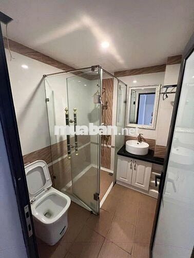 Cho thuê nhà mặt phố Đông Thiên, Vĩnh Hưng, gara ô tô