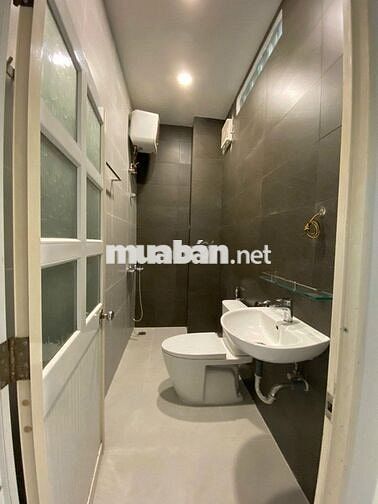 CHO THUÊ NHÀ 3 tầng, đường Đặng Thùy Trâm, rộng 12m, gần ĐH Văn Lang