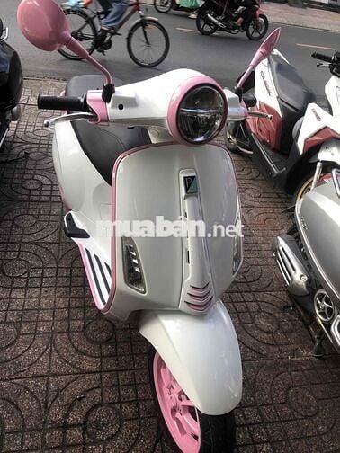 Piaggio Vespa Xe tay ga Trắng, Hồng