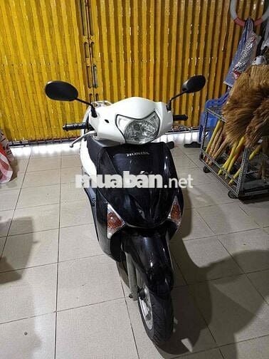 Honda Lead 110 fi Trắng, Đen