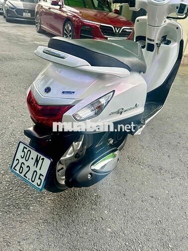 Mình cần bán Yamaha Grande 2017 Trắng