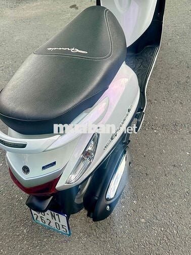 Mình cần bán Yamaha Grande 2017 Trắng