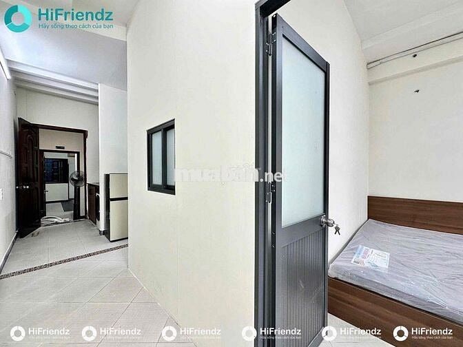 2 PHÒNG NGỦ TÁCH BẾP BAN CÔNG CHỈ 8TR1 GẦN CHỢ HOÀNG HOA THÁM