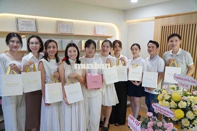 ROSEA CRYSTAL PHÚ MỸ HƯNG CẦN TUYỂN 10 NV CSKH