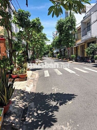 cho thuê chỗ dạy học thêm chiều hoặc tối. 