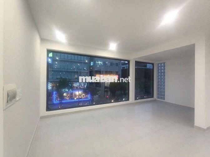 GÓC 2 MẶT TIỀN NGUYỄN VĂN TRỖI - 6,6x16m - 3 TẦNG SUỐT 