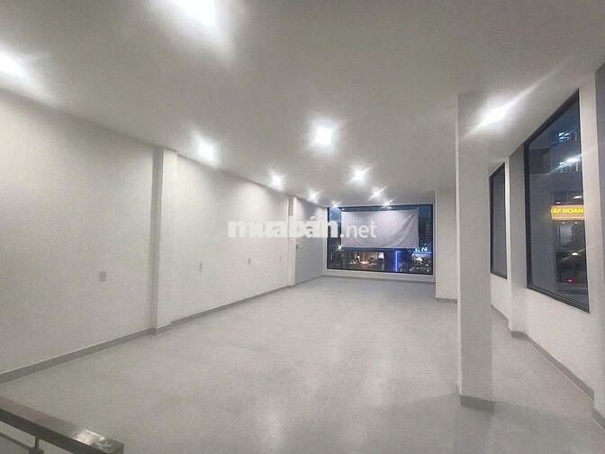 GÓC 2 MẶT TIỀN NGUYỄN VĂN TRỖI - 6,6x16m - 3 TẦNG SUỐT 