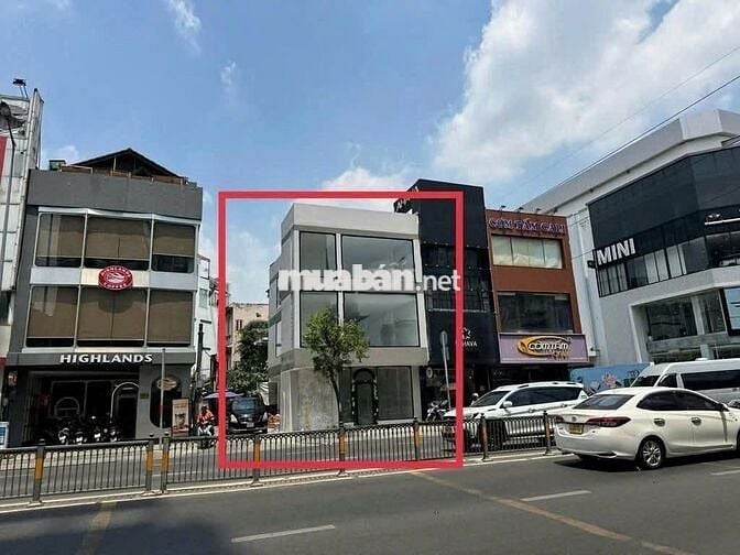 GÓC 2 MẶT TIỀN NGUYỄN VĂN TRỖI - 6,6x16m - 3 TẦNG SUỐT 
